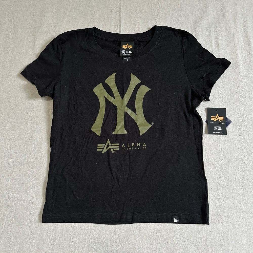 Alpha Industries x New Era NY Yankees Tee S Black Graphic Streetwear